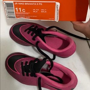 NIKE Pink and black cleats  breast cancel